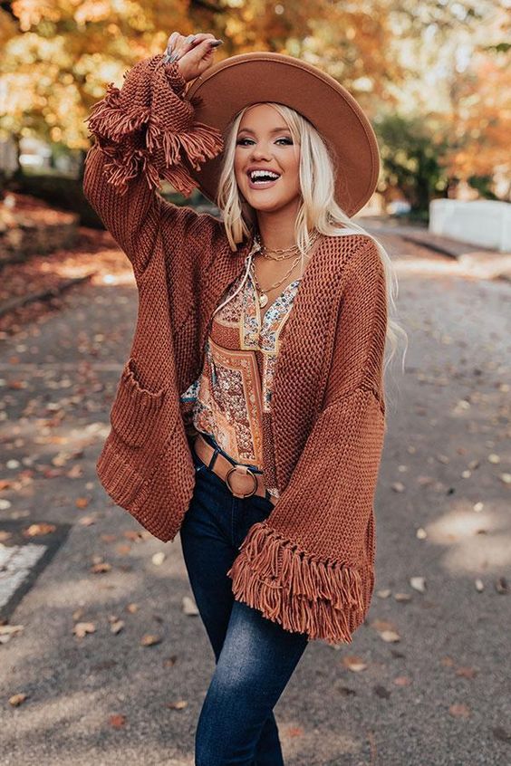 tassel knitted baggy cardigan for bohemian outfit style