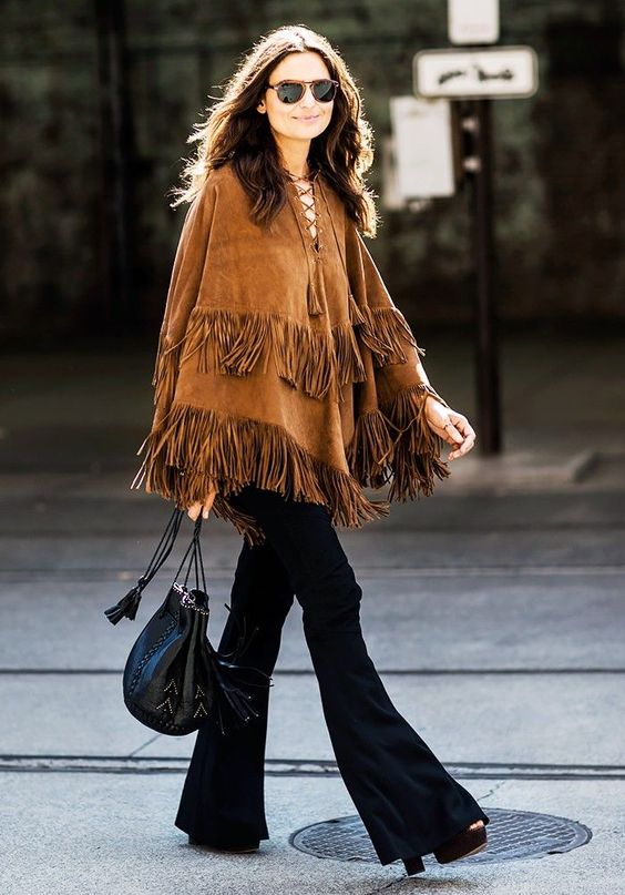 Frilled cape coats as boho chic style winter outfits