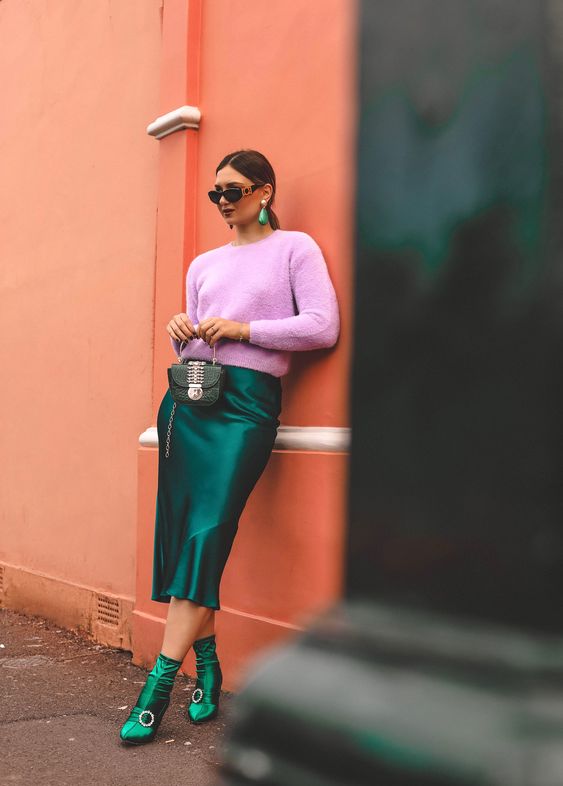 pairing emerald and lilac into your color clashing outfits