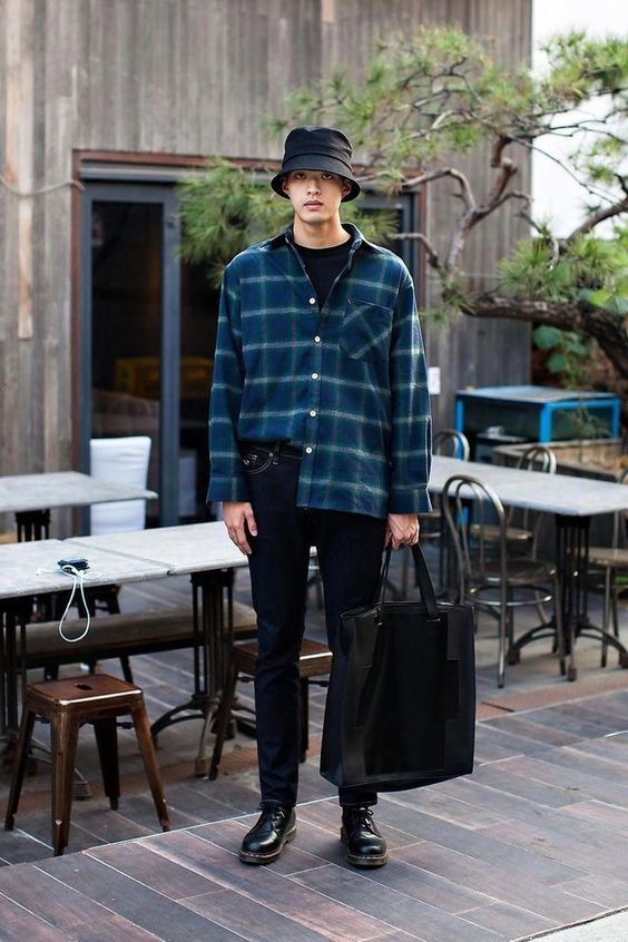 plaid flannel shirt with jeans to give you preppy and stylish workwear