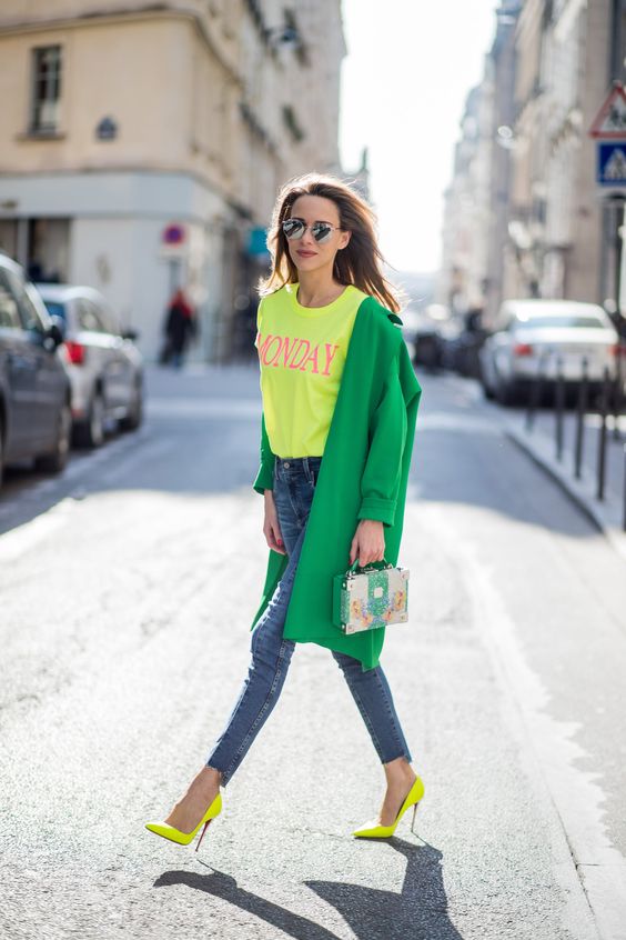yellow and green outfits to bring color clashing combination 