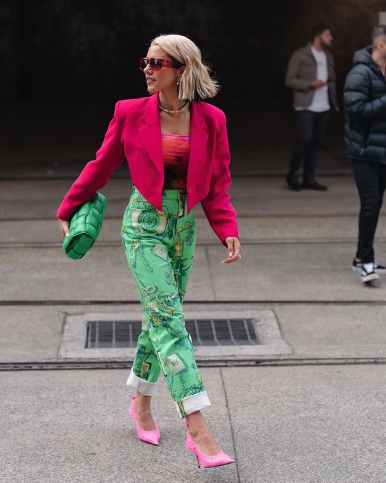 mix green and bold pink to get color clashing combination to your fashionable outfit