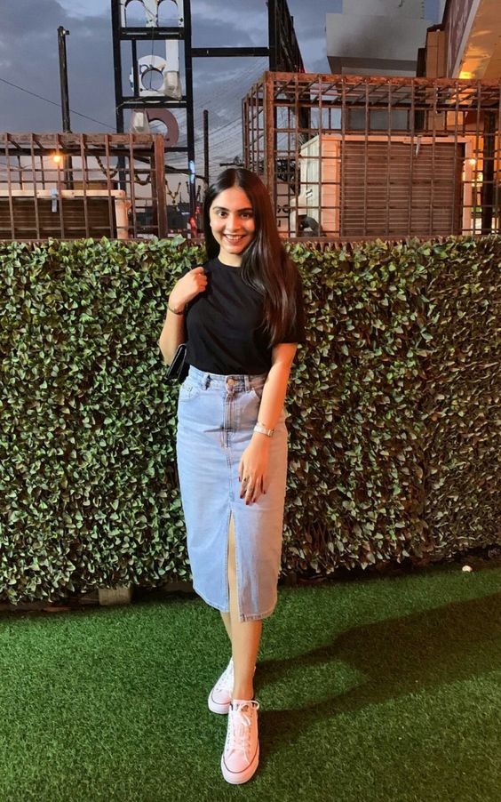 look pretty in t-shirt and denim midi skirt