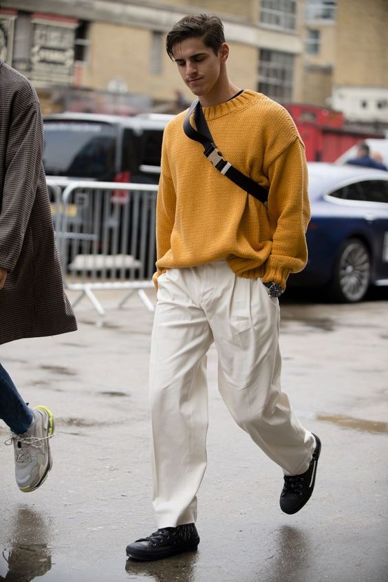 baggy spring outfit in oversized sweaters and chinos