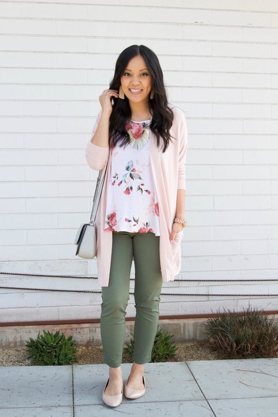 floral pattern with pastel shades for summer outfit ideas