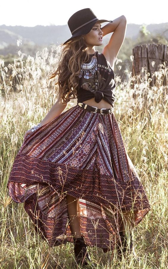 Coachella style In Modern Folk Outfit