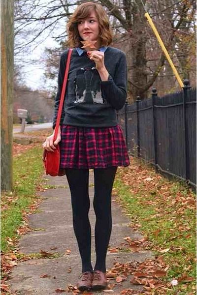 mini skirt ideas  for geeky chic style