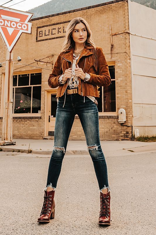 leather suede jacket in cowgirl style