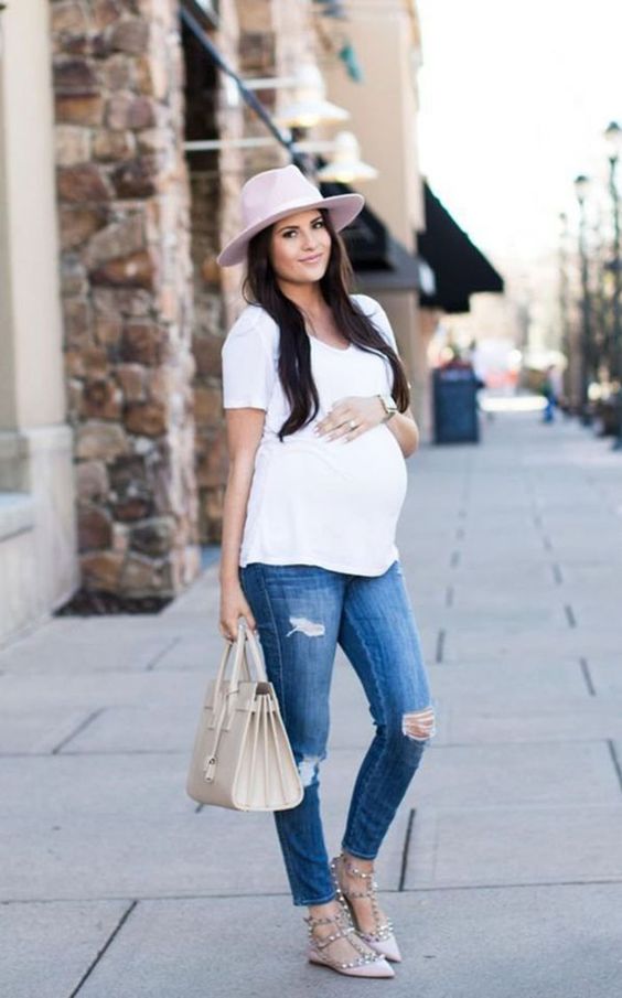 Ripped Jeans and White Blouse for chic pregnancy outfit ideas
