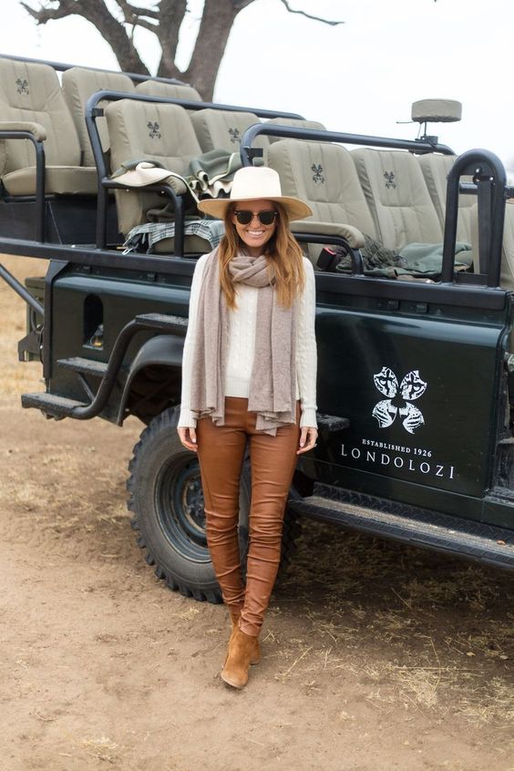 Wearing Scarf in Safari Outfit Ideas