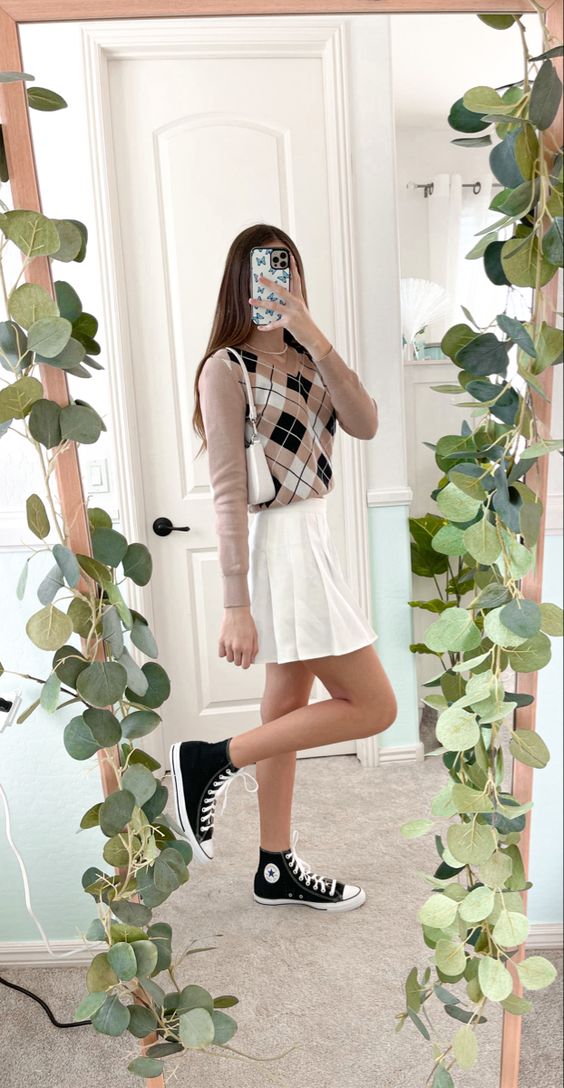 Old Crewneck Sweater and Mini Skirt for cute summer outfits in soft girl style