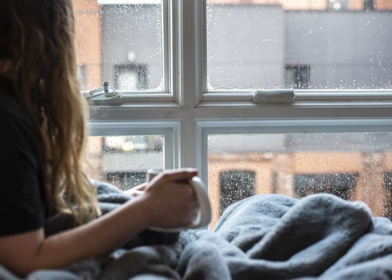 12 Things That You Can Do on A Rainy Day | Best Comfy Activity Ideas to Do at Home