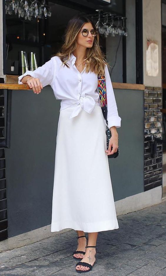 Work Well in Shirt and Skirt Style