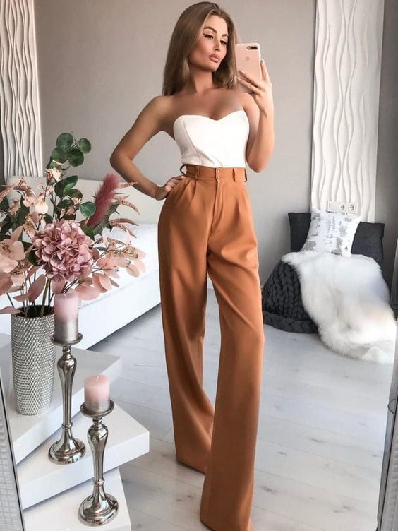 Clever & Chic Contouring with Palazzo Pants and Corset