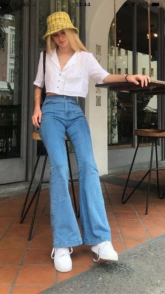 Wide Leg Jeans and Cropped Shirt