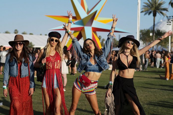 26 Fashionable Concert Outfit Ideas: What to Wear to a Concert and Music Festival